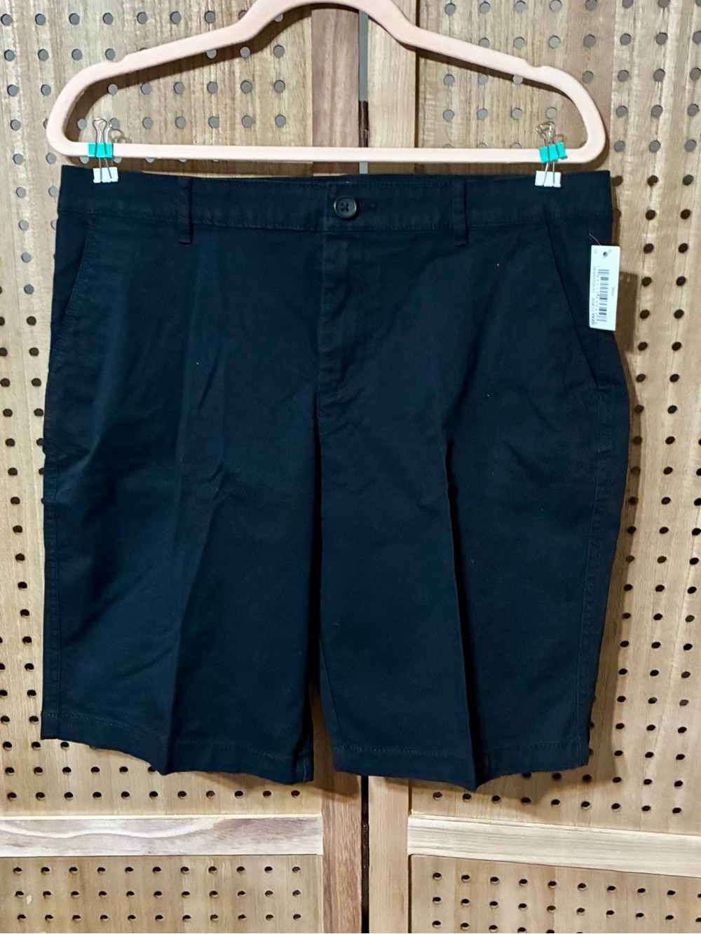 Amazon Essentials Black Flat-Front Women's Shorts Size 12